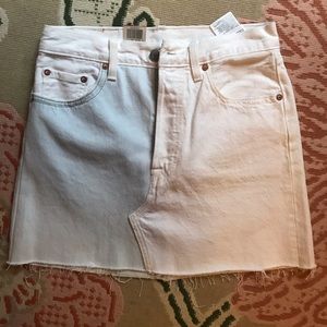 Levi’s denim skirt NWT